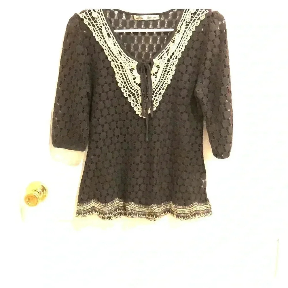 Solitaire sweater